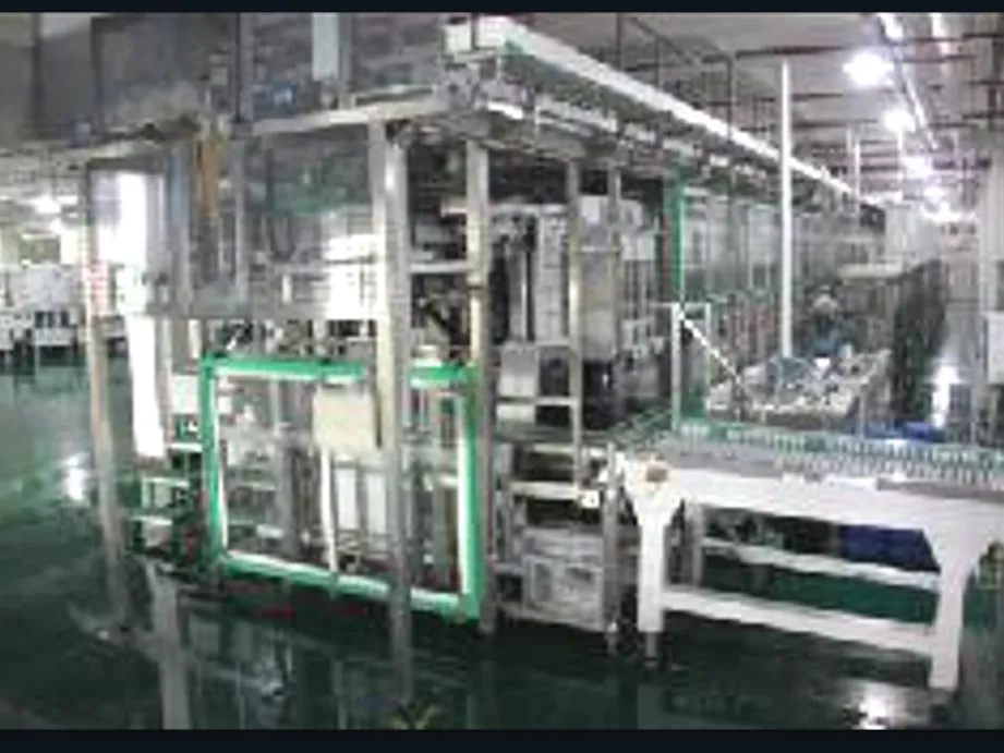 Automated fabrication line with in-line conveyor handling